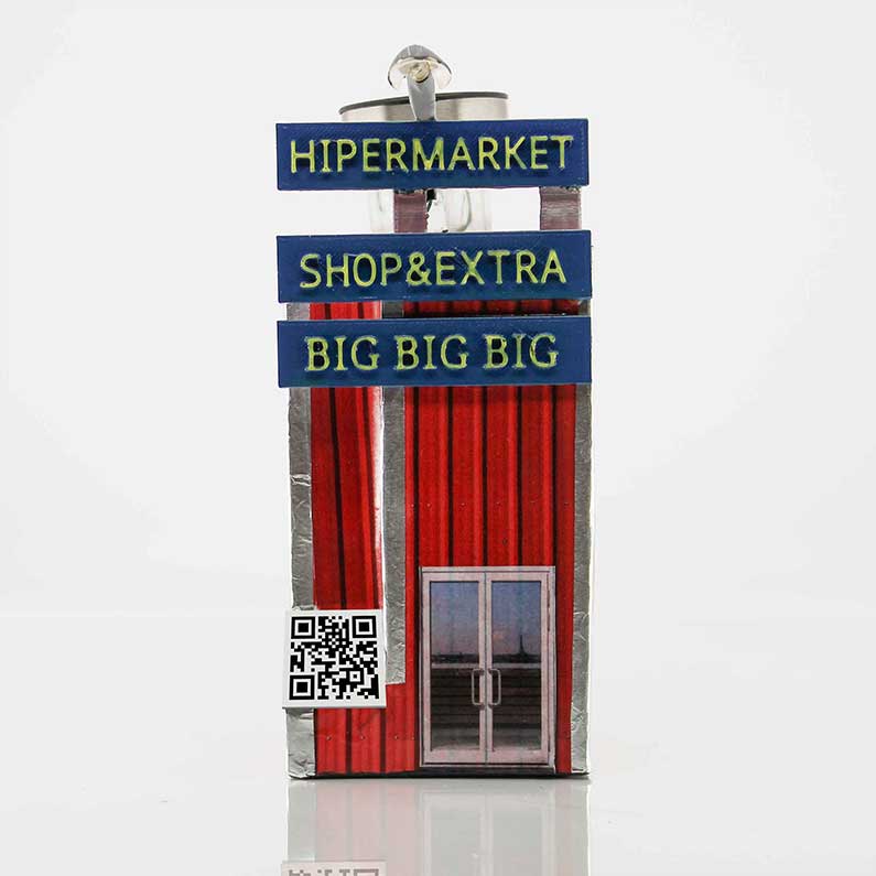 3D ilustracija na kojoj je supermarket s reklamama s QR kodom